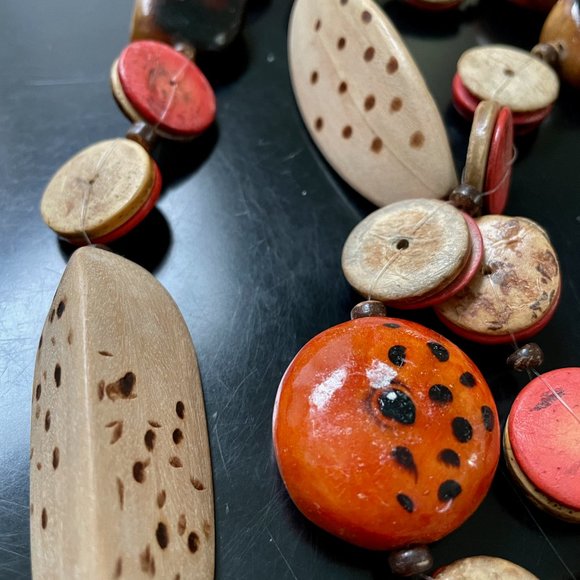 Island Three Tier Necklace - Picture 3 of 5